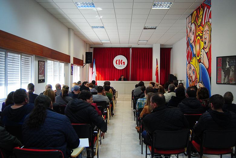 17-03-10-DiaClaseObreiraGalega-Aseblea-Ferrol-01.JPG